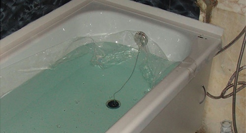 Установкой акрилового вкладыша | Новопетровское